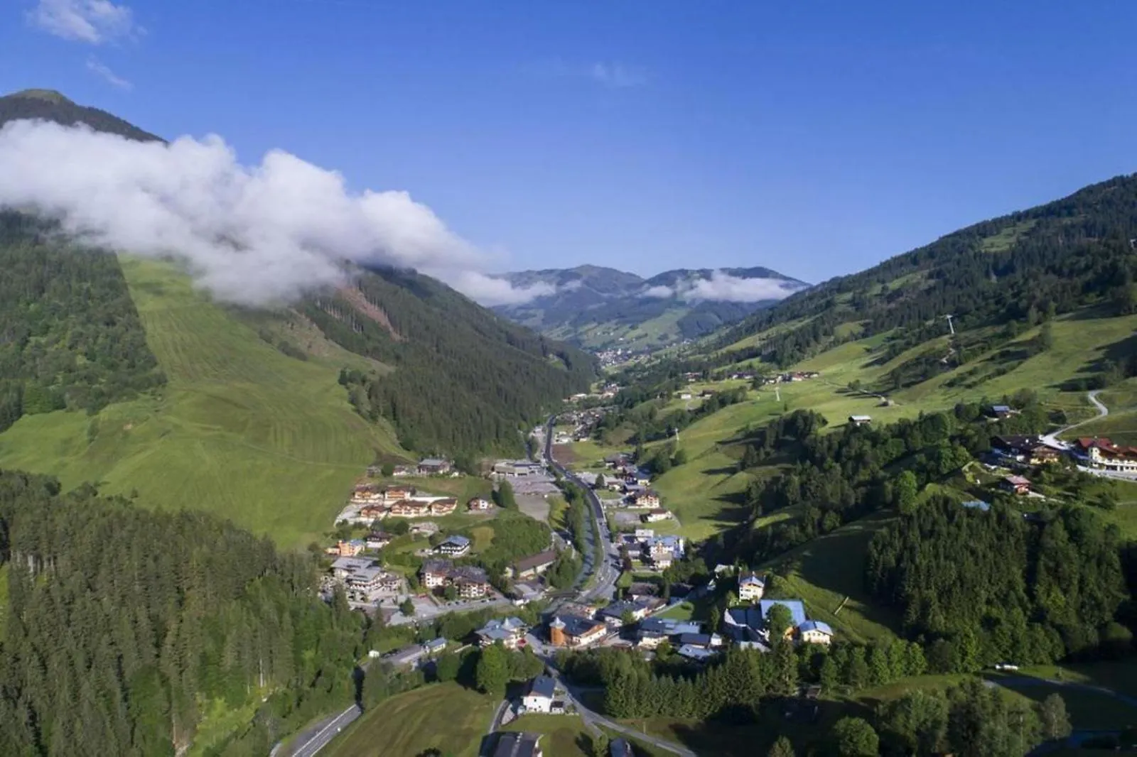 Alpen Resort Saalbach D4 0*, 萨尔巴赫
