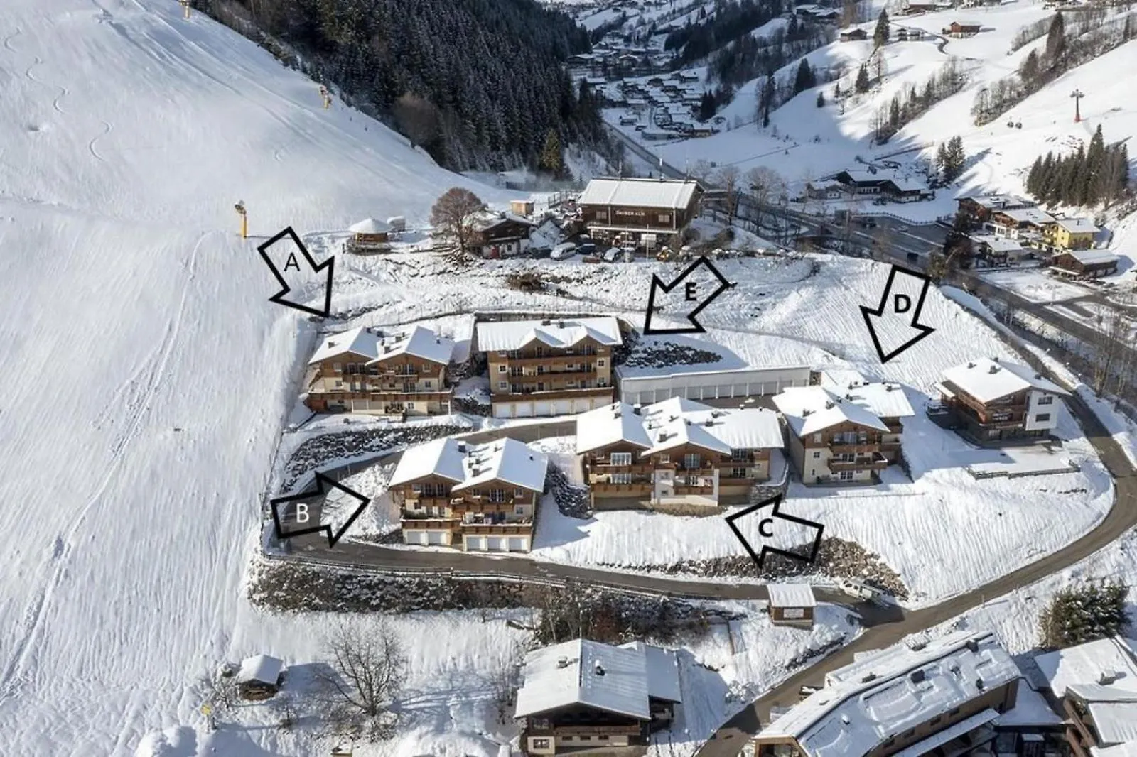 Holiday home Alpen Resort Saalbach D4